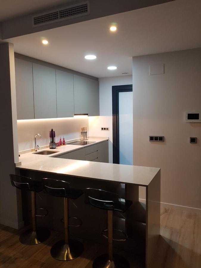 Romero Apartments-Sunset Waves-Benidorm Extérieur photo